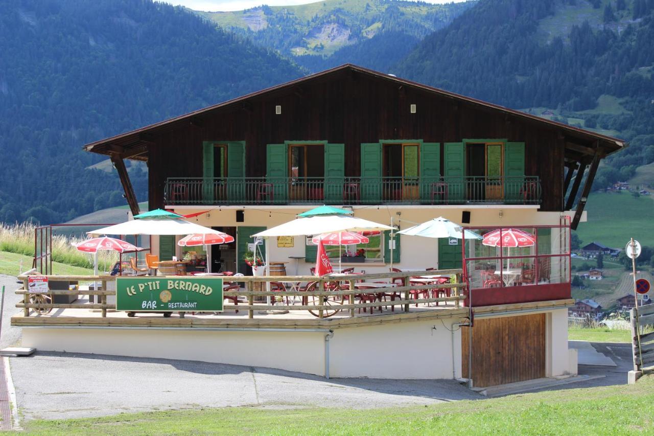 Hotel Les Bernards Praz-sur-Arly Exterior photo