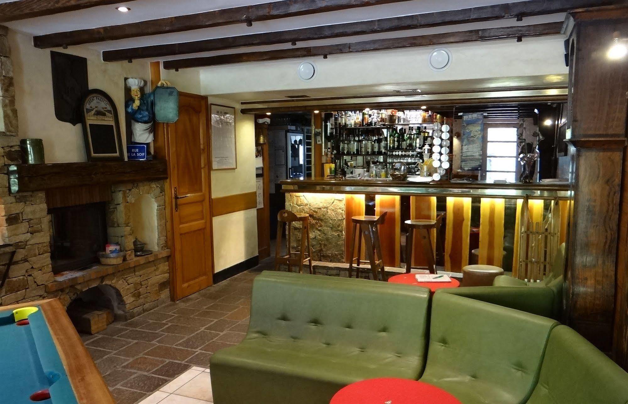 Hotel Les Bernards Praz-sur-Arly Exterior photo