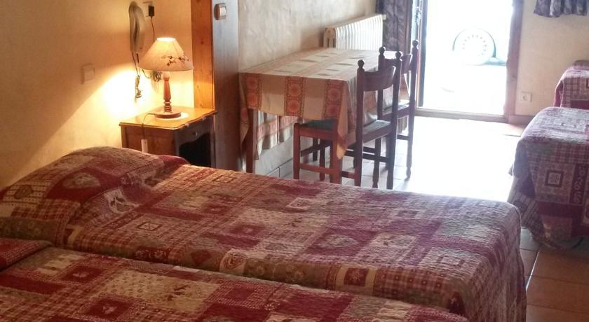 Hotel Les Bernards Praz-sur-Arly Room photo